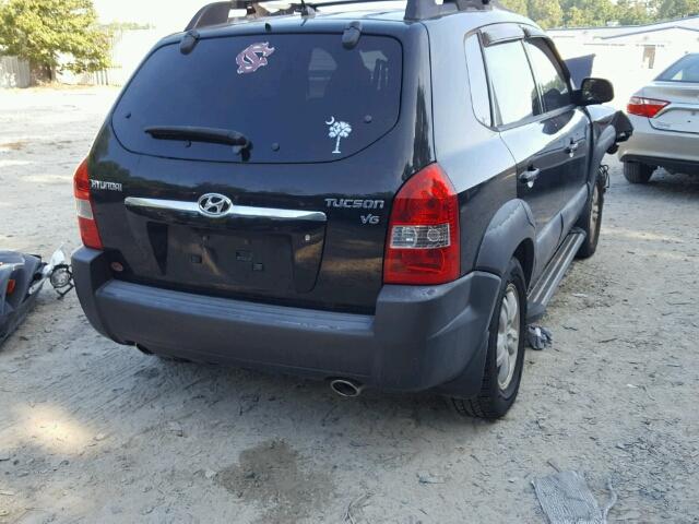 KM8JN12D28U839837 - 2008 HYUNDAI TUCSON SE BLACK photo 4