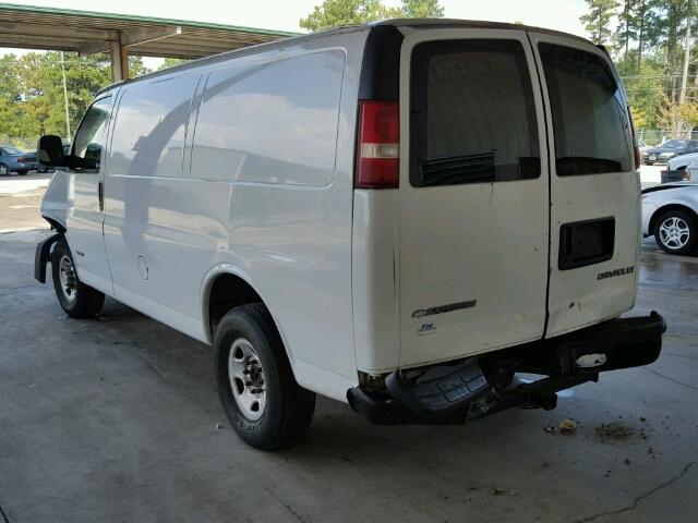 1GCGG25V251101083 - 2005 CHEVROLET EXPRESS G2 WHITE photo 3