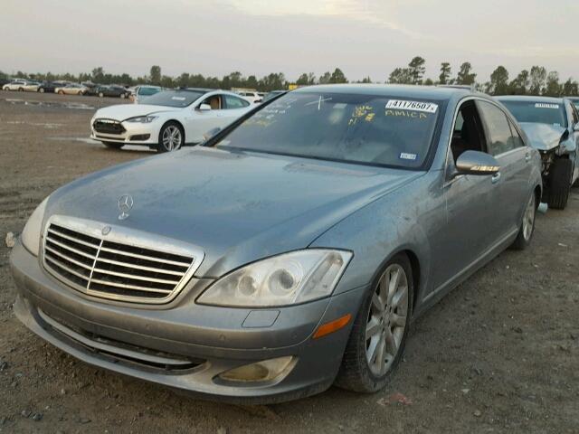 WDDNG71X78A180269 - 2008 MERCEDES-BENZ S BLUE photo 2