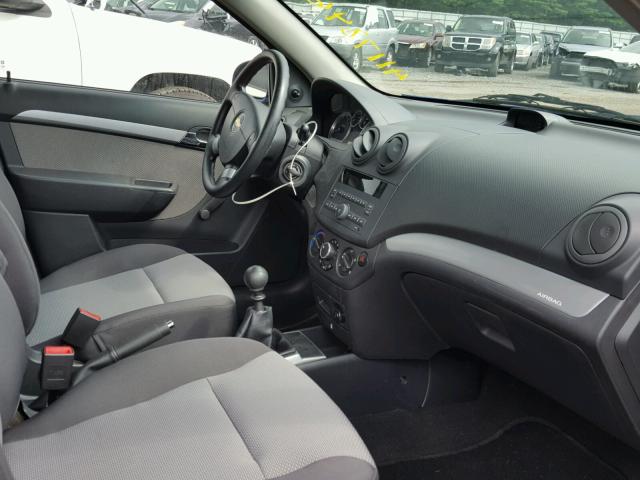 KL1TD6DE8AB099612 - 2010 CHEVROLET AVEO LS BLUE photo 5