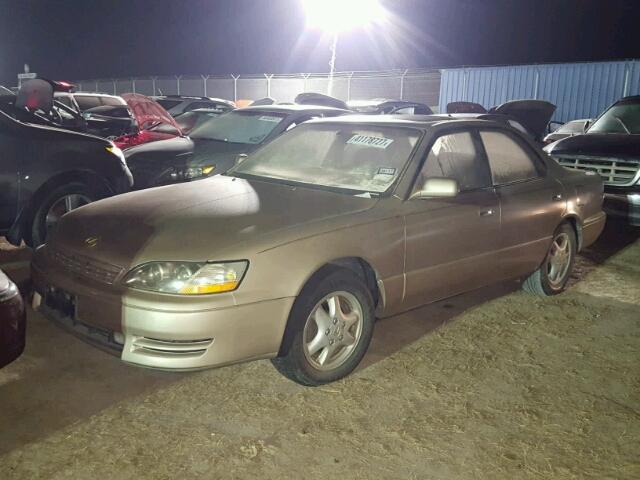 JT8BF12G6T0172382 - 1996 LEXUS ES TAN photo 2