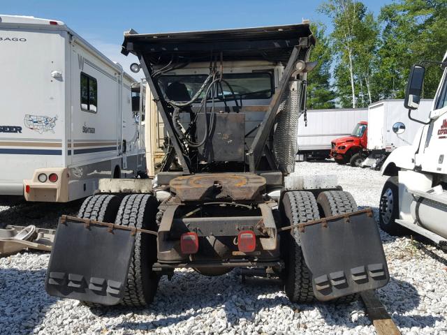 1FUBBGAS13HK88122 - 2003 FREIGHTLINER MEDIUM CON WHITE photo 6