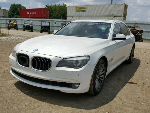 WBAKB4C50CC576687 - 2012 BMW 740 LI WHITE photo 2