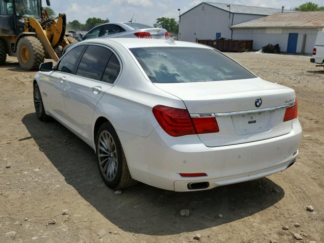 WBAKB4C50CC576687 - 2012 BMW 740 LI WHITE photo 3