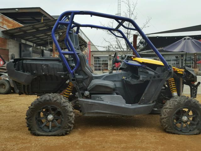 3JBKGCP12DJ000142 - 2013 CAN-AM COMMANDER YELLOW photo 1