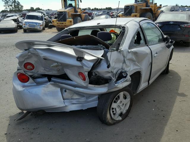 1G1AL18F487159870 - 2008 CHEVROLET COBALT LT SILVER photo 4