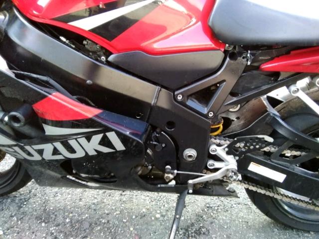 JS1GN7CA352115971 - 2005 SUZUKI GSX-R600 K RED photo 7