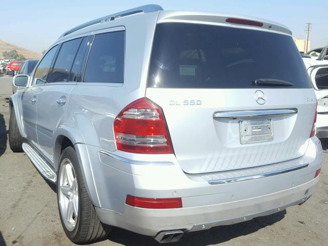 4JGBF86E18A306943 - 2008 MERCEDES-BENZ GL 550 4MA SILVER photo 3