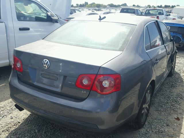 3VWSG71K76M791563 - 2006 VOLKSWAGEN JETTA 2.5 GRAY photo 4