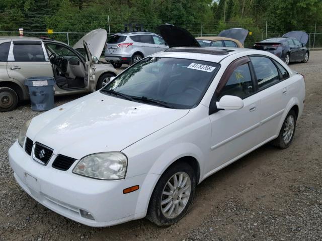 KL5JJ56ZX5K177807 - 2005 SUZUKI FORENZA LX WHITE photo 2