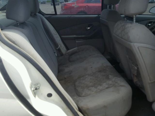 1G1ZT54805F233918 - 2005 CHEVROLET MALIBU LS WHITE photo 6