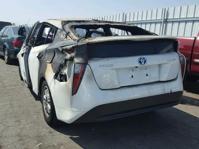 JTDKBRFU9H3030948 - 2017 TOYOTA PRIUS BURN photo 3