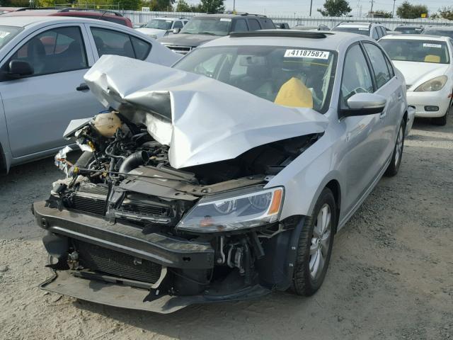 3VWD17AJ3EM385571 - 2014 VOLKSWAGEN JETTA SE SILVER photo 3