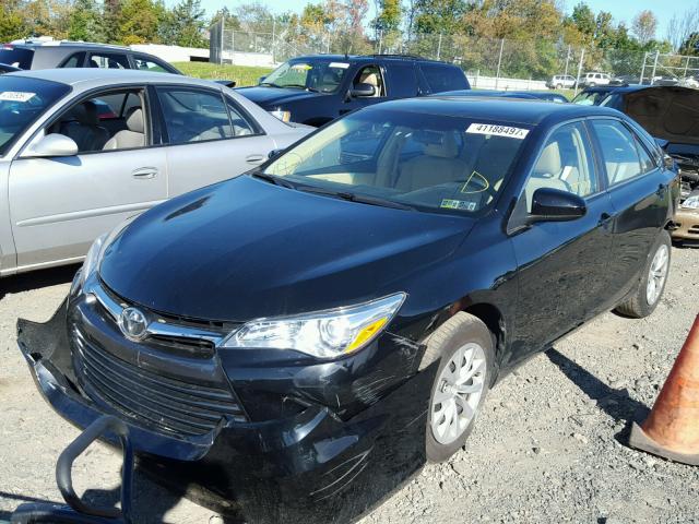 4T4BF1FK4FR458200 - 2015 TOYOTA CAMRY LE შავი ფოტო 2