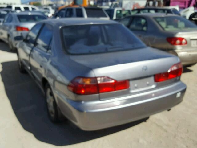 JHMCG565XYC009693 - 2000 HONDA ACCORD SILVER photo 3