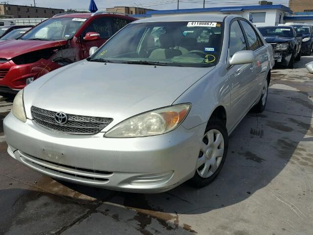 4T1BE32K03U755961 - 2003 TOYOTA CAMRY LE 银色 照片 2