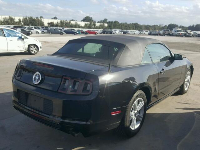 1ZVBP8EM6E5264426 - 2014 FORD MUSTANG BLACK photo 4