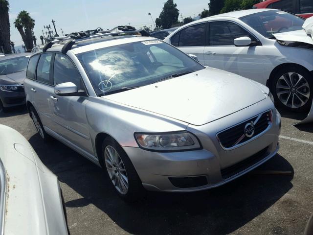 YV1390MW7A2576413 - 2010 VOLVO V50 2.4I SILVER photo 1