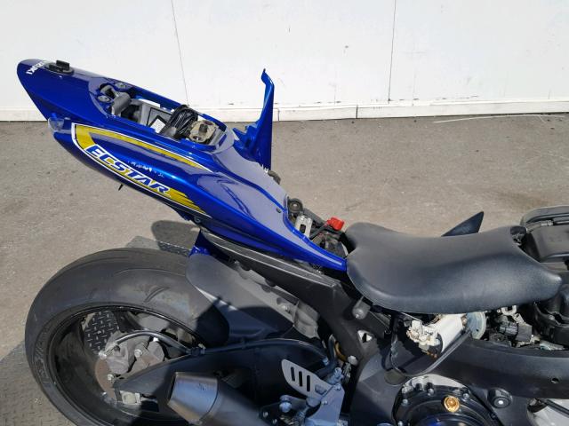 JS1GN7DA762105525 - 2006 SUZUKI GSX-R600 BLUE photo 6