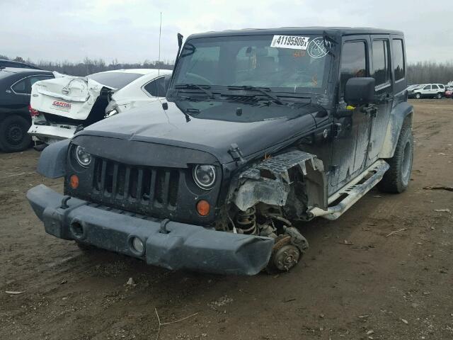 1J4GA39168L577211 - 2008 JEEP WRANGLER U BLACK photo 2