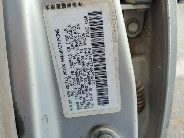 1Y1SK528X1Z434258 - 2001 CHEVROLET GEO PRIZM 银色 照片 10