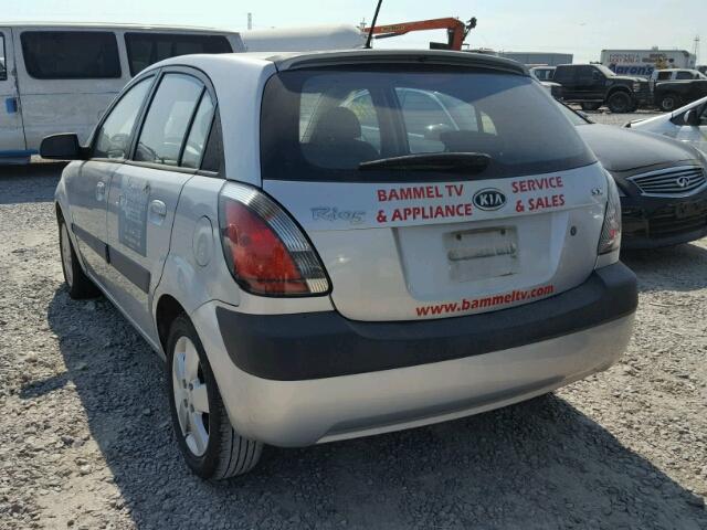 KNADE243496438644 - 2009 KIA RIO 5 SX SILVER photo 3