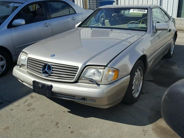 WDBFA67F7WF169280 - 1998 MERCEDES-BENZ SL 500 GOLD photo 2