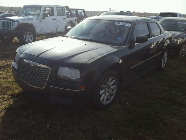 2C3KA43R17H765543 - 2007 CHRYSLER 300 BLACK photo 2