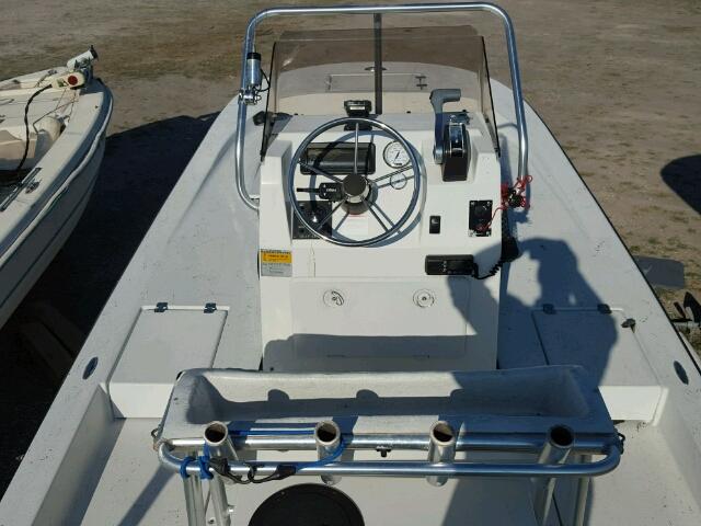 GYM00280A606 - 2006 GLFC BOAT WHITE photo 5