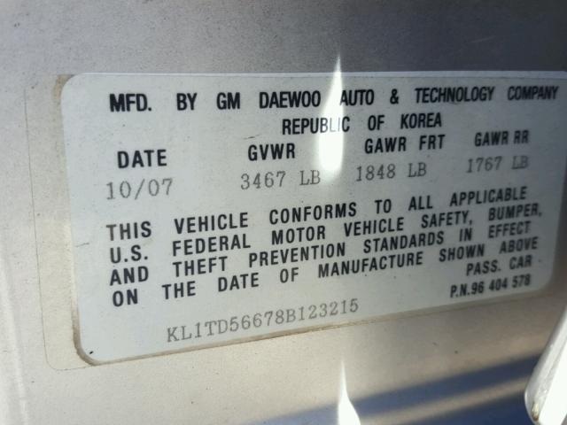 KL1TD56678B123215 - 2008 CHEVROLET AVEO BASE Argent photo 10