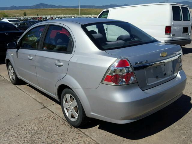 KL1TD56678B123215 - 2008 CHEVROLET AVEO BASE Argent photo 3