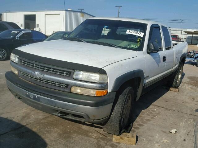 1GCEK19V1XE217655 - 1999 CHEVROLET SILVERADO WHITE photo 2