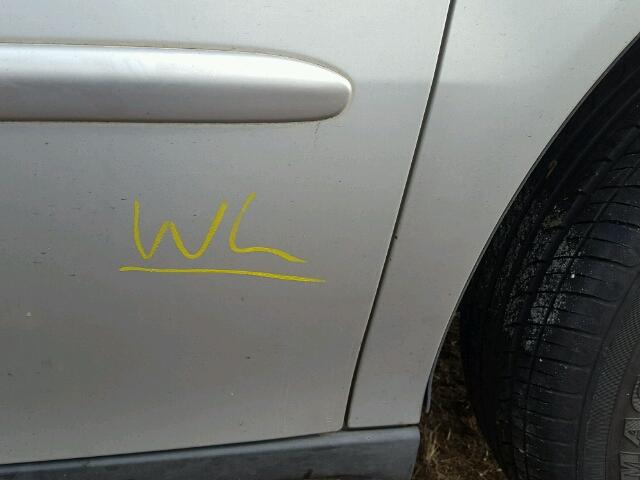 5FNRL18652B017197 - 2002 HONDA ODYSSEY EX SILVER photo 9