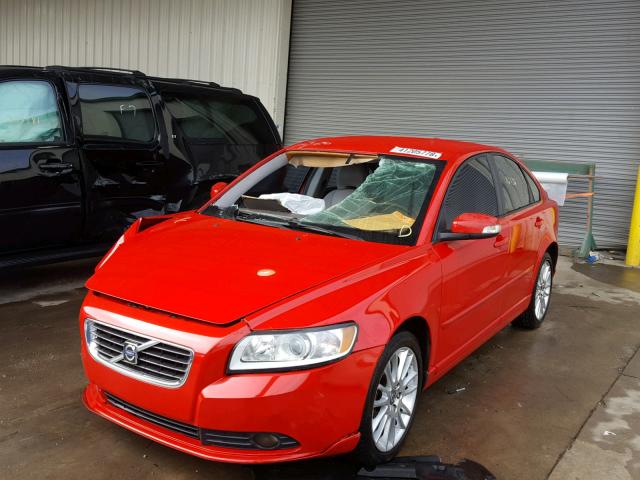 YV1382MS2A2496271 - 2010 VOLVO S40 2.4I RED photo 2