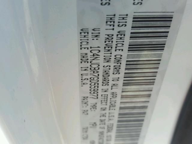 1C4NJCBA7GD559977 - 2016 JEEP COMPASS SP WHITE photo 10