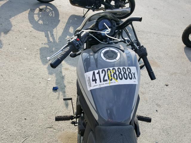 JKAENEE18JDA02530 - 2018 KAWASAKI EN650 E SILVER photo 5