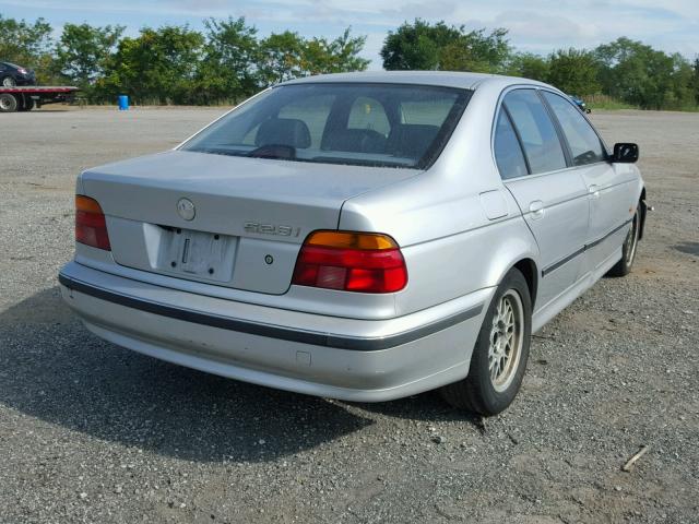 WBADM6344YGU09951 - 2000 BMW 528 I AUTO SILVER photo 4