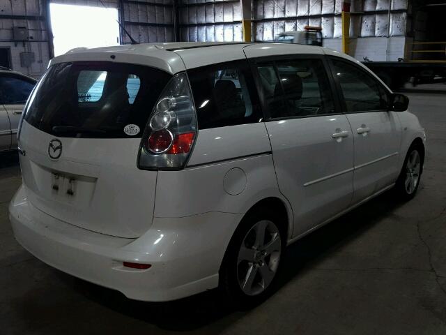 JM1CR293970139601 - 2007 MAZDA 5 WHITE photo 4