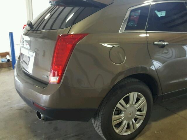 3GYFNBE3XFS556631 - 2015 CADILLAC SRX LUXURY BROWN photo 9