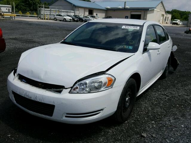 2G1WD5EM9B1276393 - 2011 CHEVROLET IMPALA POL WHITE photo 2