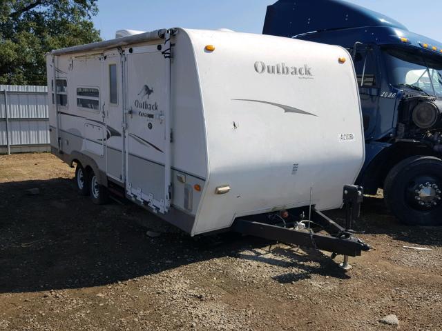 4YDT23K277B451090 - 2007 OUTB TRAVEL TRL WHITE photo 1