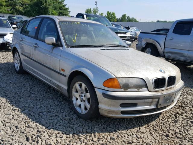 WBAAM3348YCB22592 - 2000 BMW 323 I SILVER photo 1