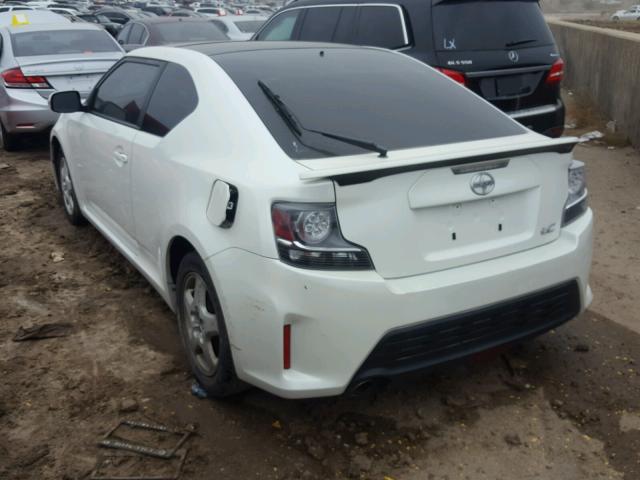 JTKJF5C72GJ015895 - 2016 TOYOTA SCION TC 白色 照片 3
