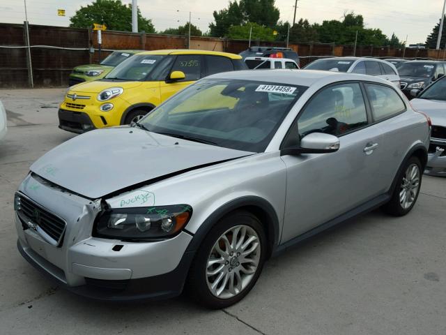 YV1MK672582048688 - 2008 VOLVO C30 T5 SILVER photo 2