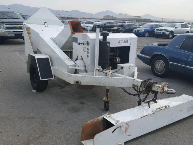 X2476107 - 1993 WOOD CHIPPER WHITE photo 1