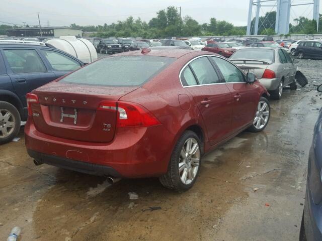 YV1902FH2C2044567 - 2012 VOLVO S60 T6 RED photo 4