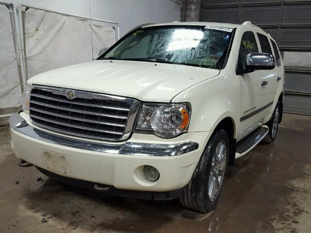 1A8HW58238F136452 - 2008 CHRYSLER ASPEN WHITE photo 2