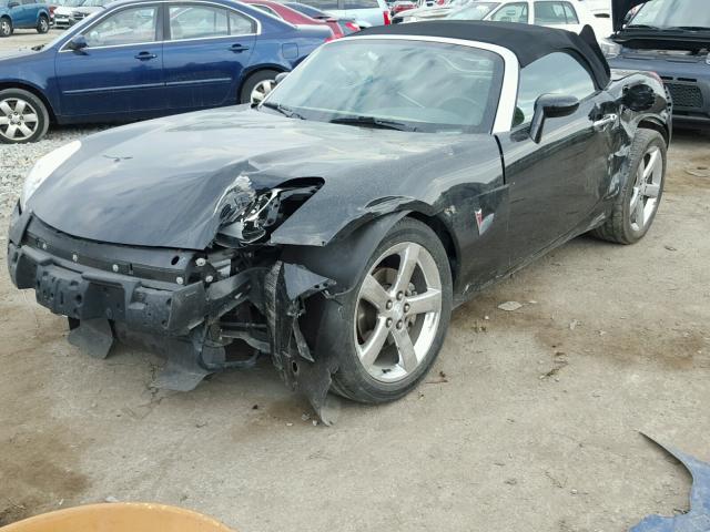 1G2MB35B77Y107750 - 2007 PONTIAC SOLSTICE BLACK photo 2