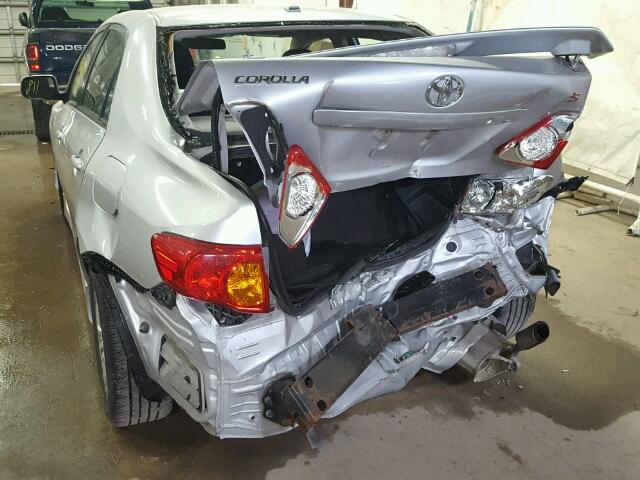 1NXBU40E19Z072052 - 2009 TOYOTA COROLLA SILVER photo 9