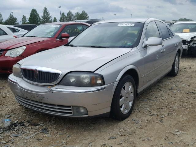 1LNHM86S84Y628535 - 2004 LINCOLN LS 银色 照片 2